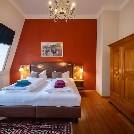 Altstadt Palais Appartement *